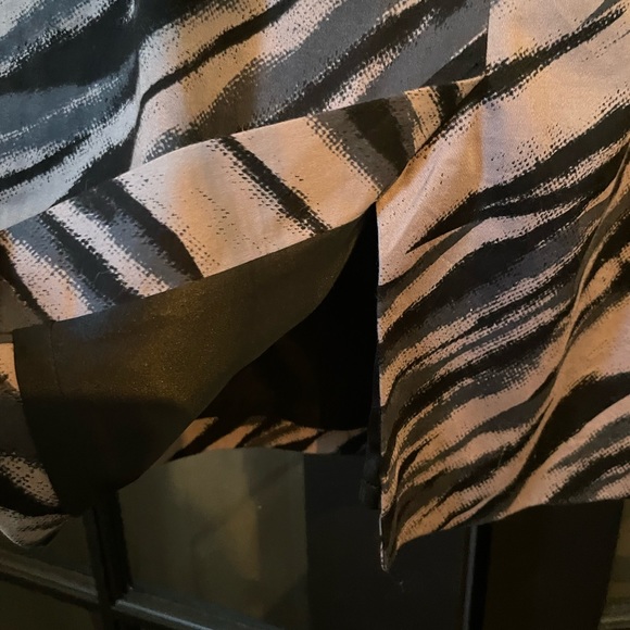 Body on mini dress by French Connection - Picture 5 of 5